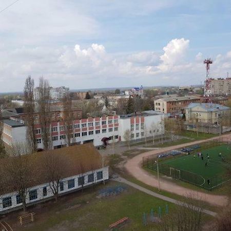 Уютная Квартира В 5 Мин Пешком От Курорта Myrhorod Exteriör bild